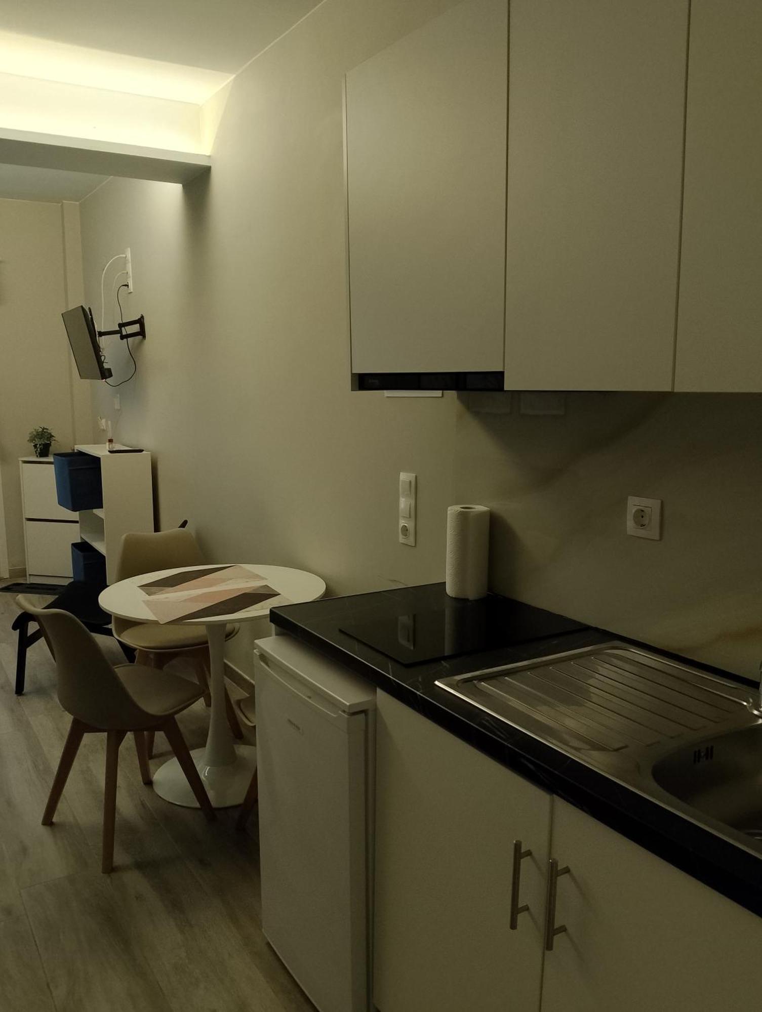 Navarino Studio Драма Екстериор снимка